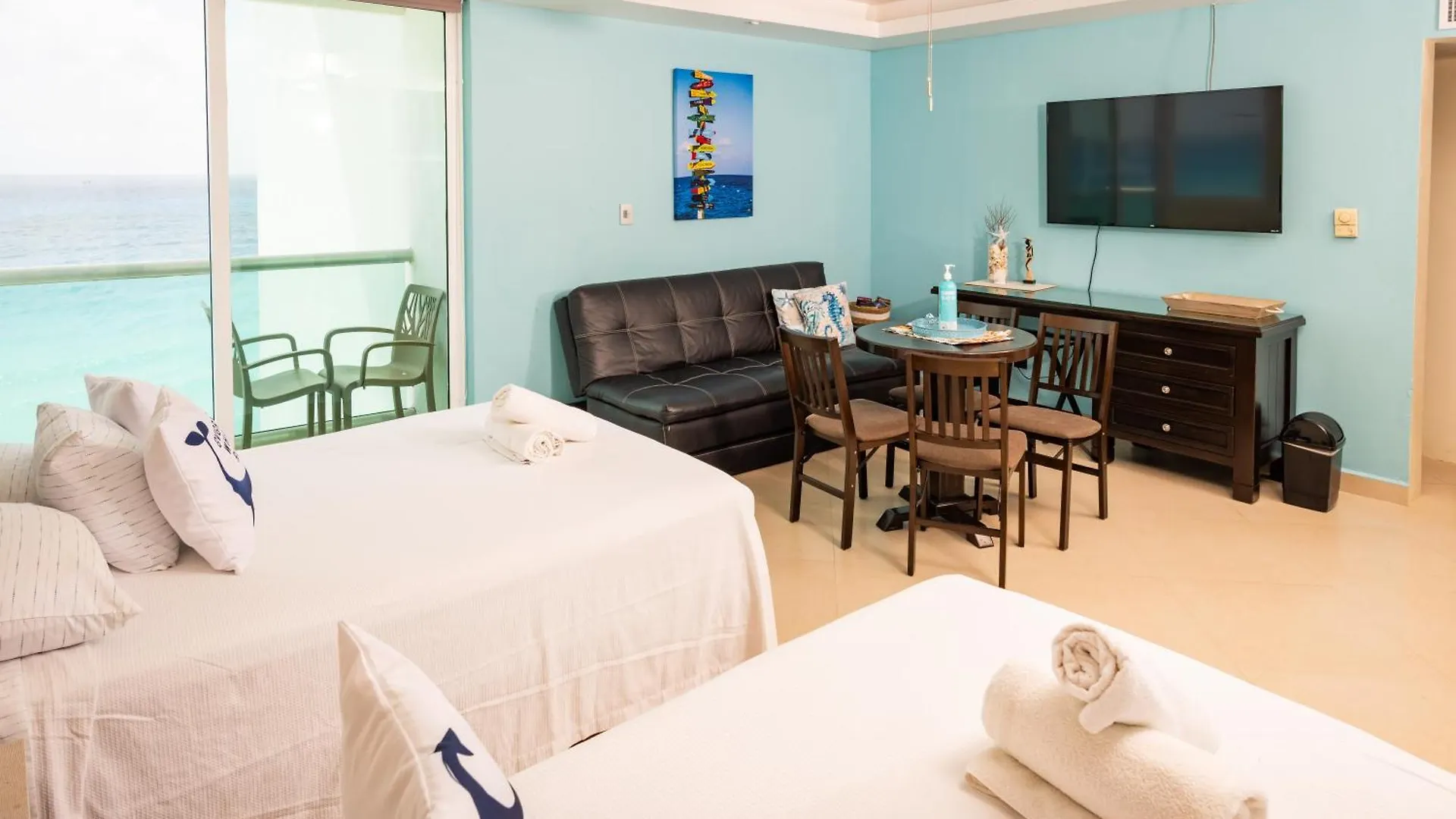 Ocean View In Hotel Complex Cancún Mexiko